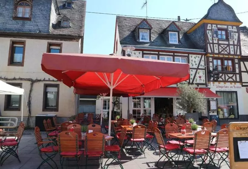 Hotelli Winzerhäuschen Am Brunnen