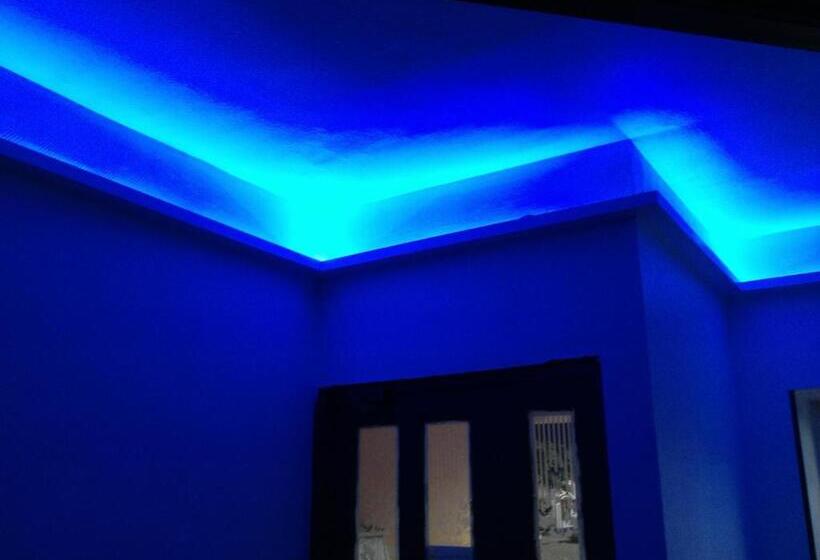 Yumi Hotel Sushi Steaks & Friends