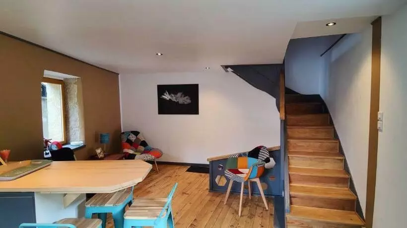 ベッドアンドブレックファースト Au 339