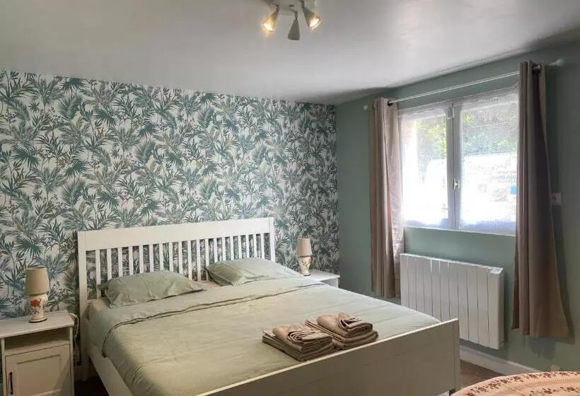 Aamiaismajoitus (B&B) Chambre Indépendante