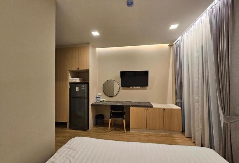 هتل บ้านสุขใจ สามใบเถา