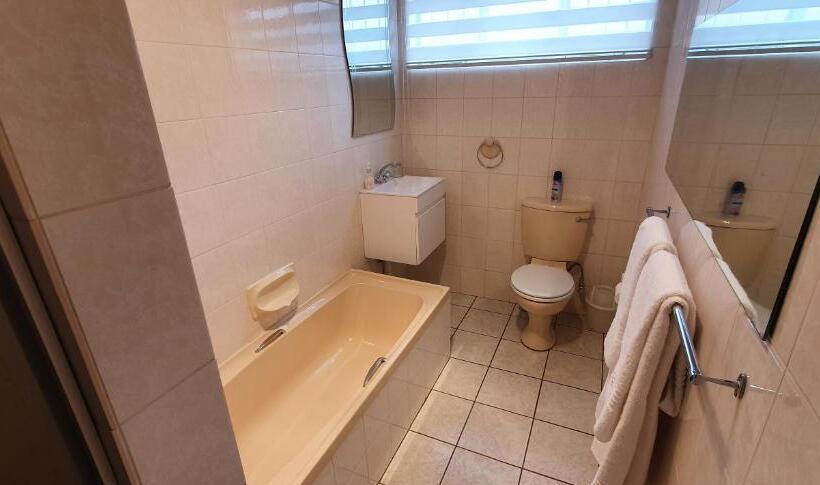 膳宿费 Siesta Guest House