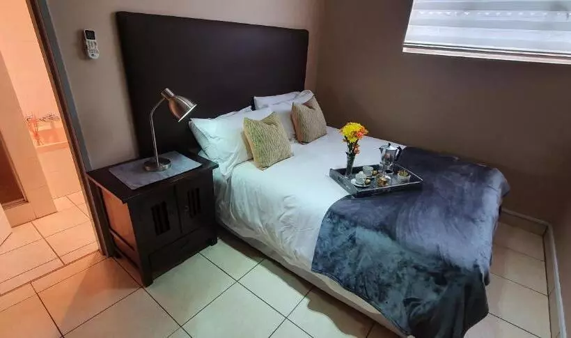 Majatalo Siesta Guest House
