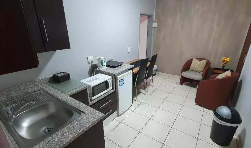 Majatalo Siesta Guest House