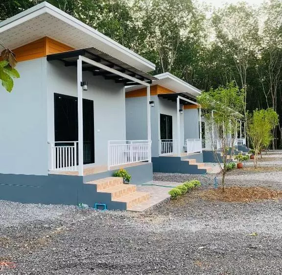 Majatalo Suanvadee Resort สวนวดี รีสอร์ท