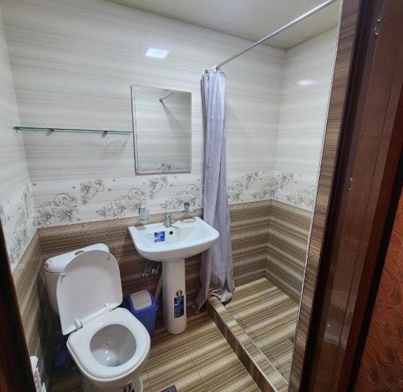 פנסיון Yusuf Gold House