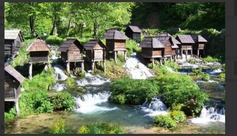 تختخواب و صبحانه Rose Apartmans