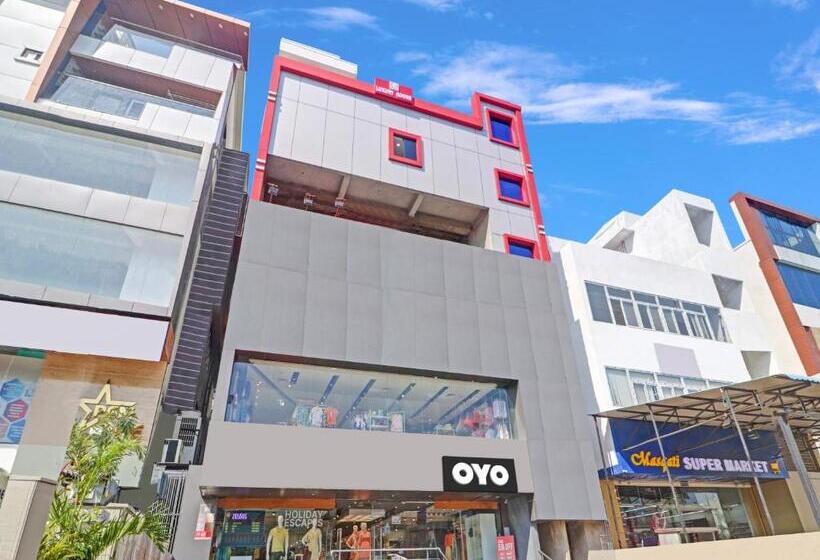 Hotel Collection O S Grand Lodge