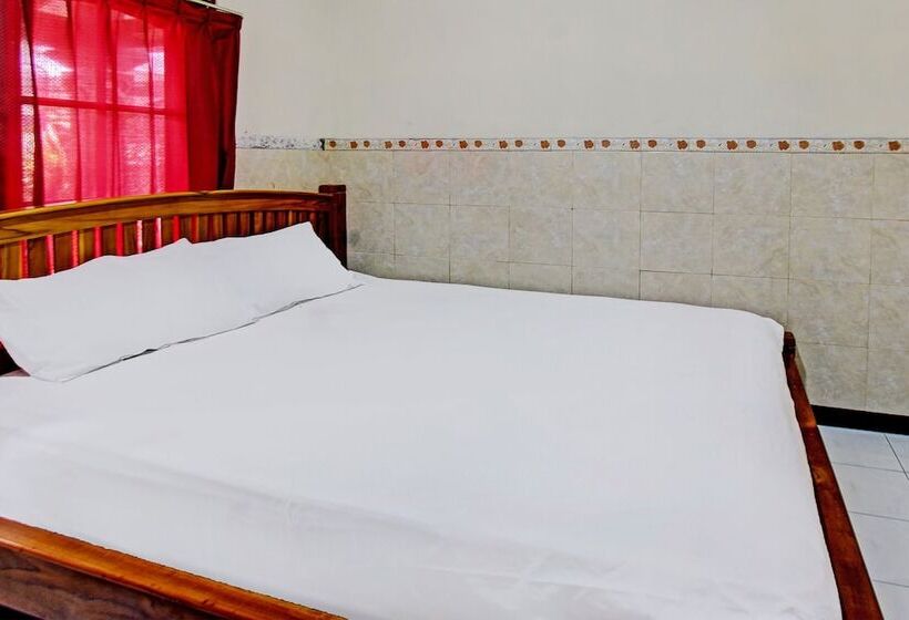 호텔 Oyo 92560 Astri Homestay