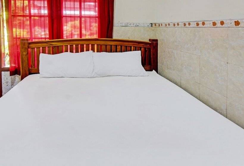 호텔 Oyo 92560 Astri Homestay