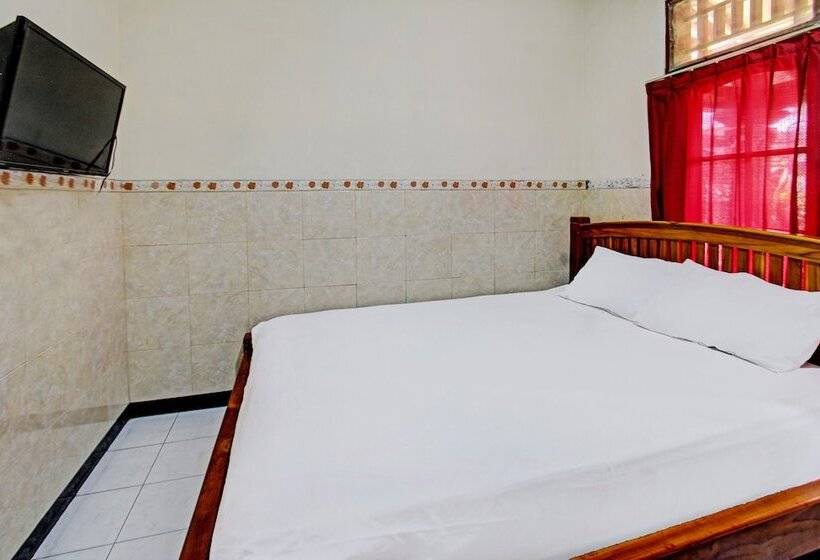 호텔 Oyo 92560 Astri Homestay