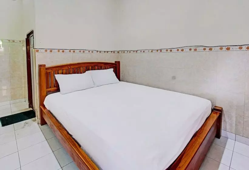 ホテル Oyo 92560 Astri Homestay