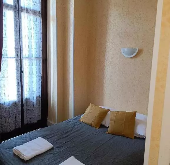 پانسیون Chambre Chez Marie Et Didier