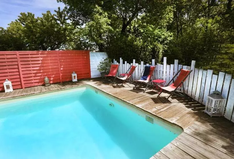 Aamiaismajoitus (B&B) La Source De Bardon