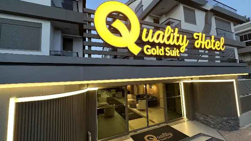 ホテル Quality Gold Suite