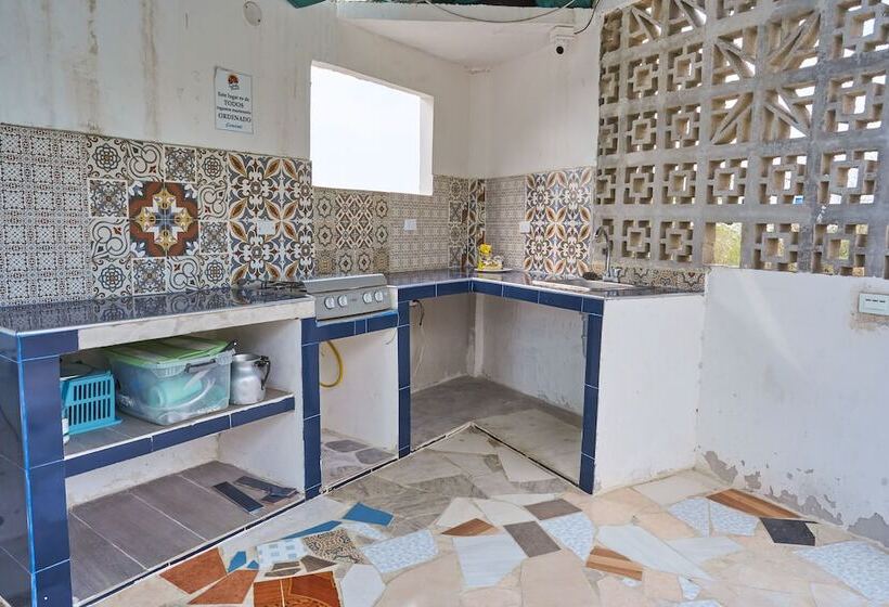 پانسیون Habitaciones Y Aptos Isabella