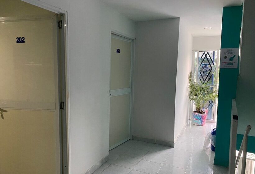 پانسیون Habitaciones Y Aptos Isabella