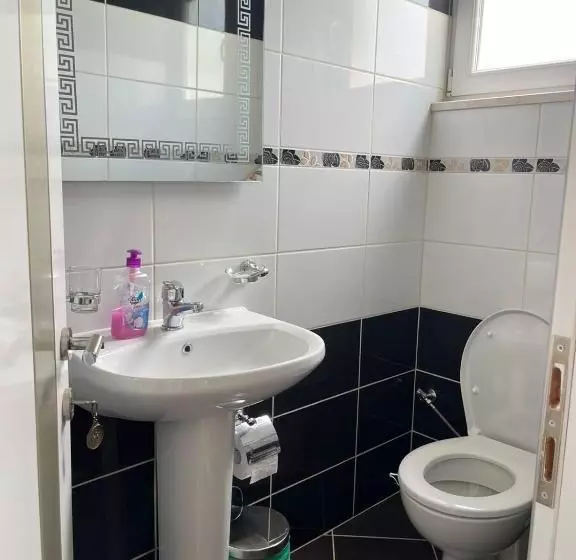 Majatalo Vila Gregor