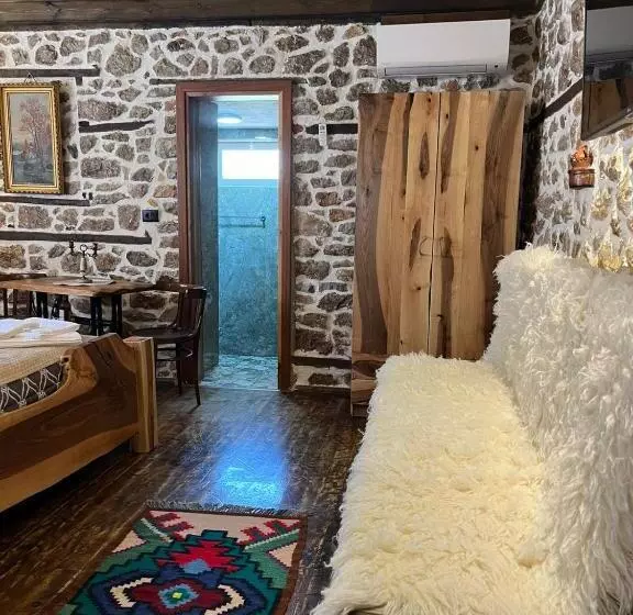 Majatalo Vila Gregor