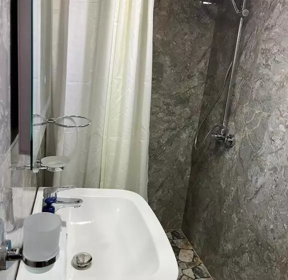 Majatalo Vila Gregor