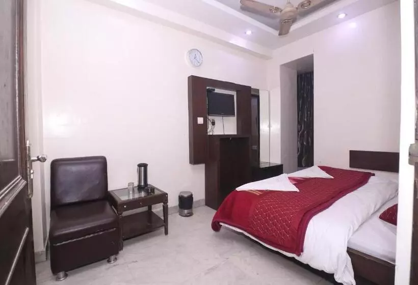 Priya Palace By Byob Hotels