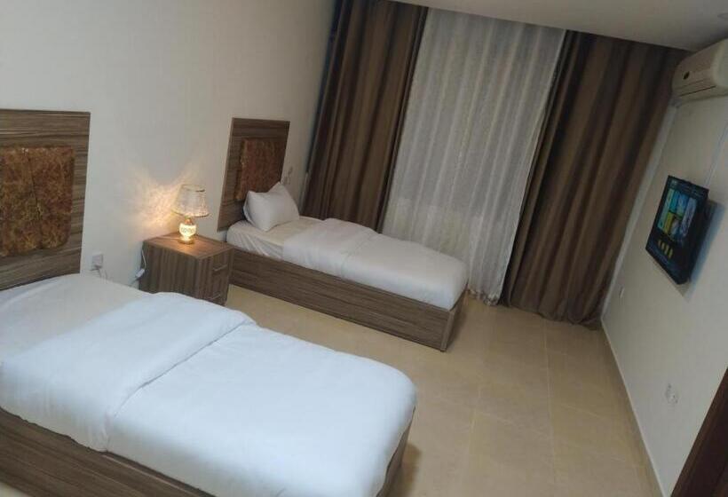 Rayan Hotel Suites