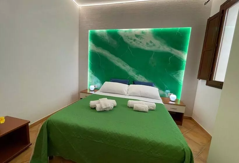 Aamiaismajoitus (B&B) L Oasi Di Favignana Room And Charme