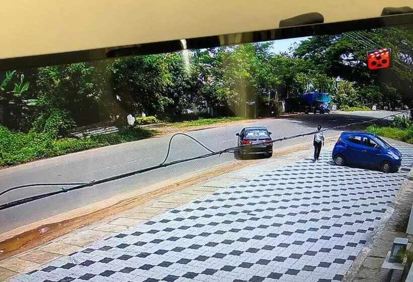 ホテル Jaas Continental