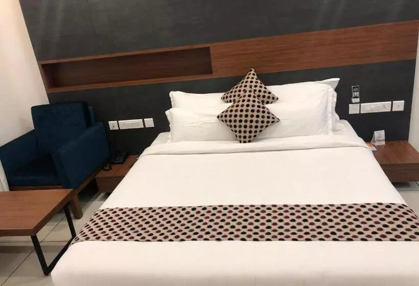 ホテル Jaas Continental