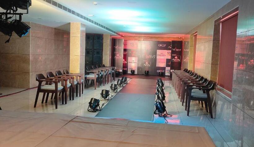 Hotel Jaas Continental