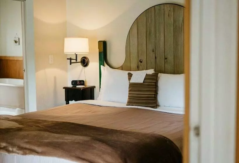 Hotelli Volcano Union Inn And Pub