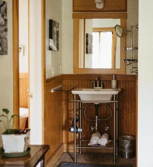 酒店 Volcano Union Inn And Pub