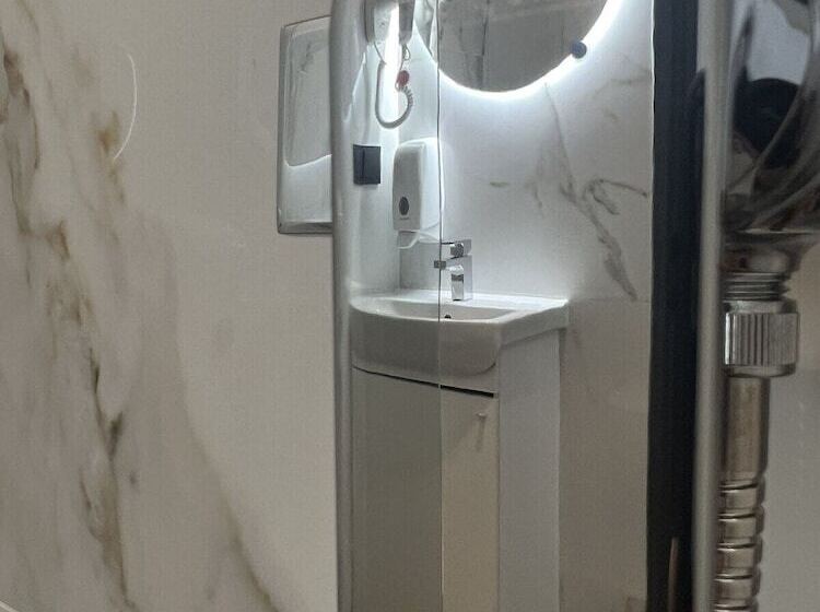 Luna Self Check In Hotel Klaipeda