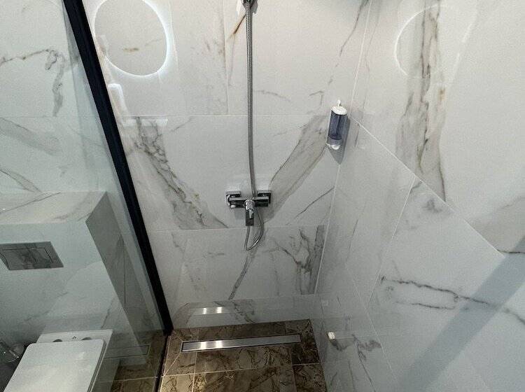 Luna Self Check In Hotel Klaipeda