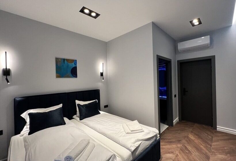 Luna Self Check In Hotel Klaipeda