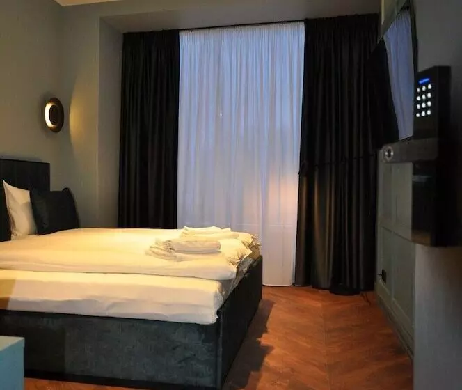 Luna Self Check In Hotel Klaipeda