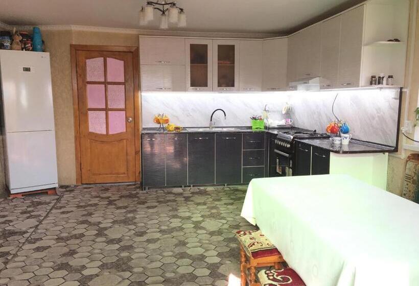 پانسیون Guest House Ariet