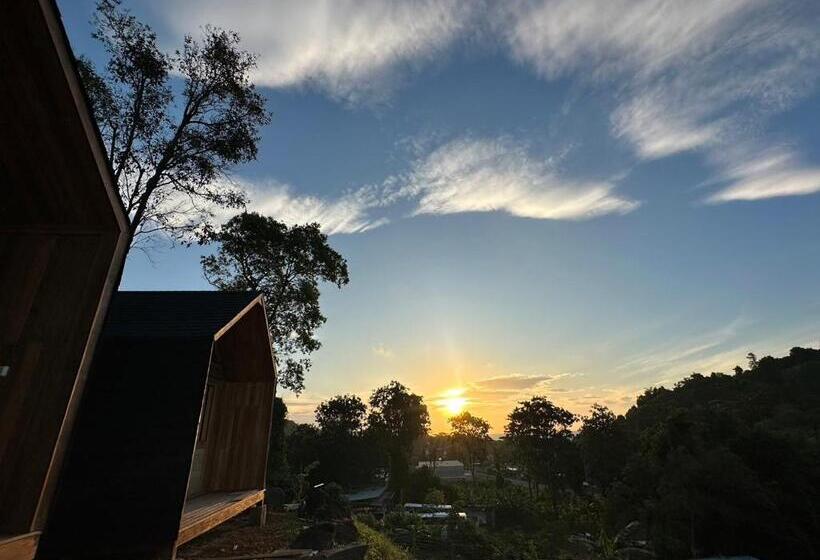 So View Phuket Resort