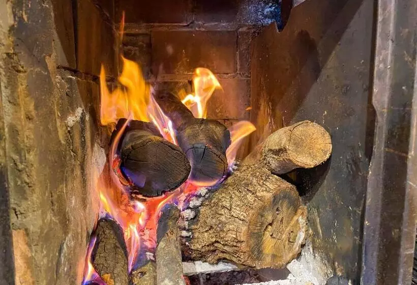 Hotelli Hostal Ainoa