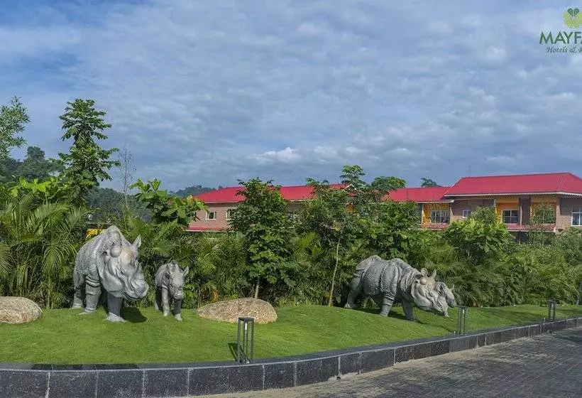 ホテル Mayfair Spring Valley Resort Guwahati