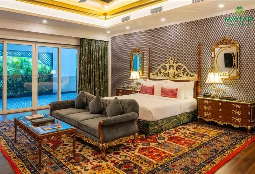 ホテル Mayfair Spring Valley Resort Guwahati