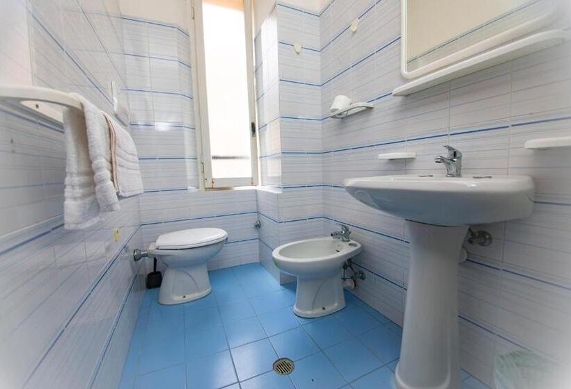 בית מלון כפרי Montebello Nuova Gestione