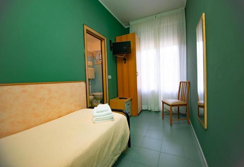 בית מלון כפרי Montebello Nuova Gestione