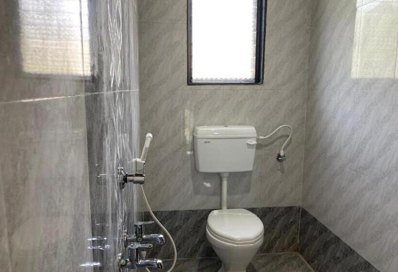 Hotel Sai Viraj Palace