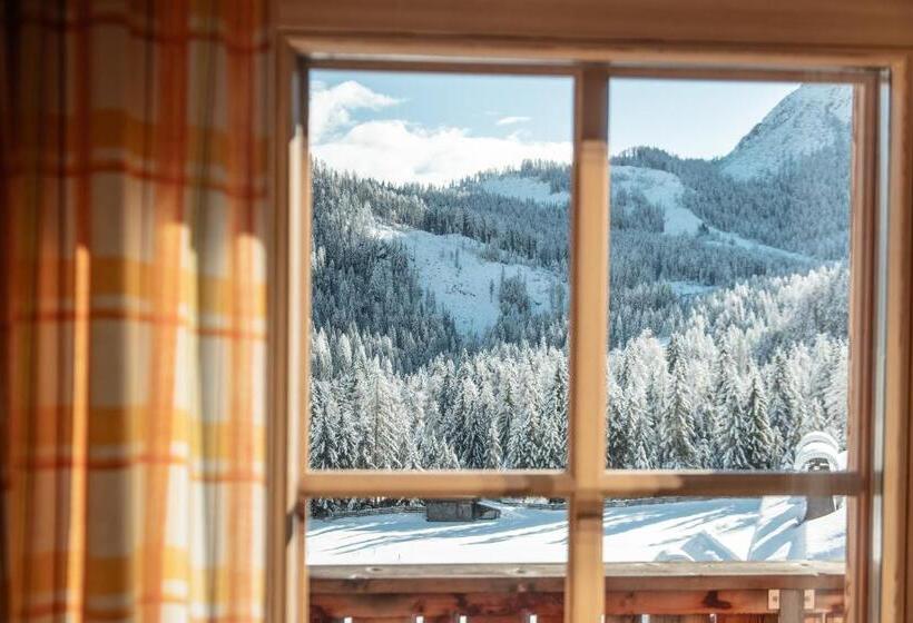 ホテル Tlisöra Speckstube