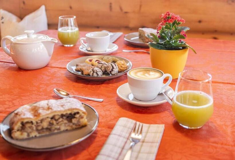 ホテル Tlisöra Speckstube