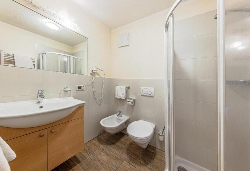 ホテル Tlisöra Speckstube