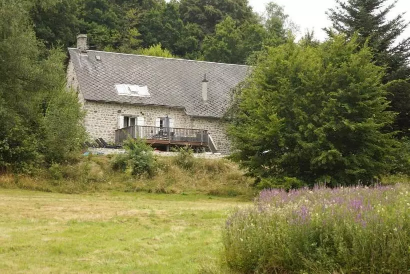 Aamiaismajoitus (B&B) Une Pause En Corrèze