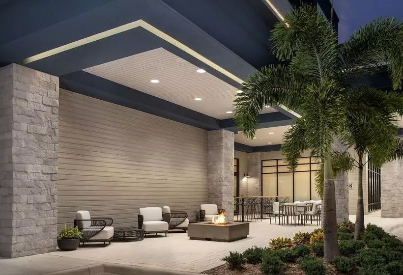 Hotelli Hampton Inn Orlando Southeast Nona