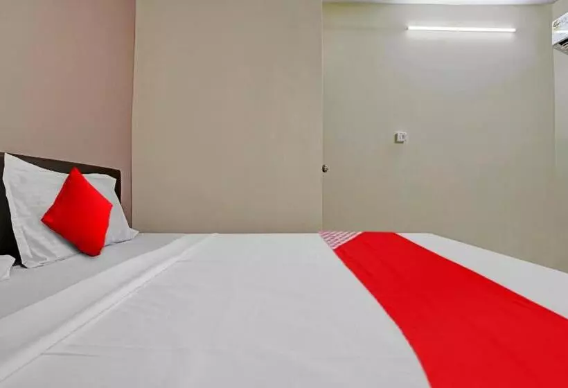 هتل Oyo Flagship 81234  Velvet Rooms